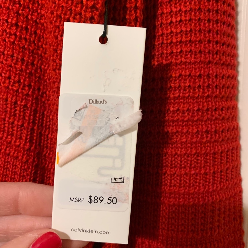 ✨Brand 🆕 Red Calvin Klein Sweater✨ - Picture 8 of 10